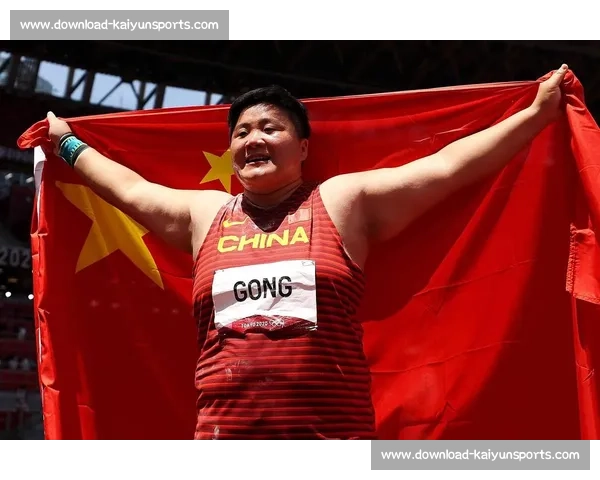 巩立姣 18 米 93 碾压夺冠，韦永丽雨战 11 秒 57 摘金