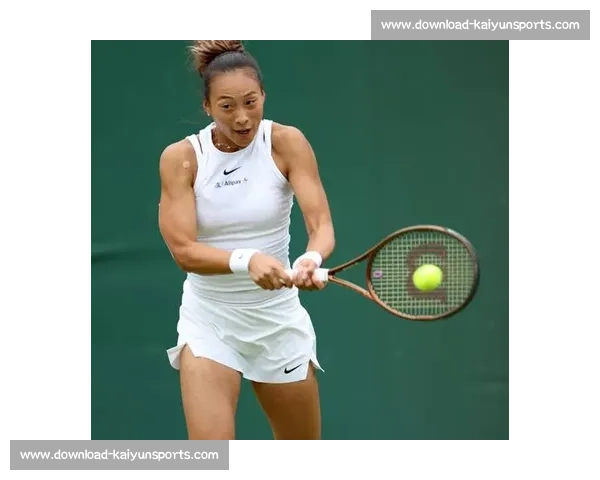 郑钦文鏖战温网!两升水饮尽追平,对手疑似爆粗引争议