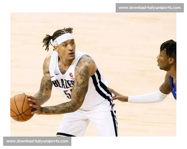 比斯利盛赞埃文斯篮板超魔兽：单场 20 板如探囊取物