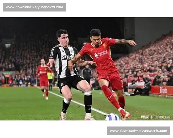 马卡：迪亚斯借巴萨施压利物浦求高薪续约